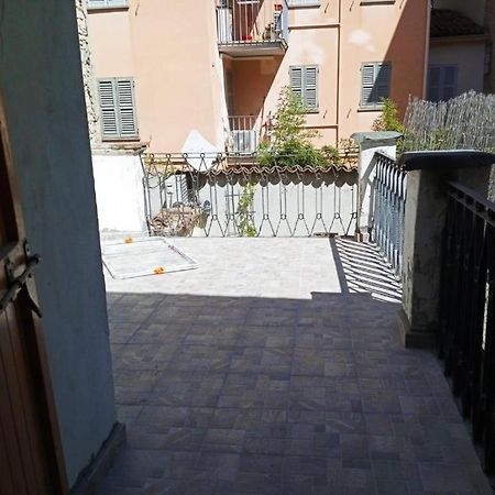 Piccolo Monolocale Con Angolo Cottura Parma Exterior photo