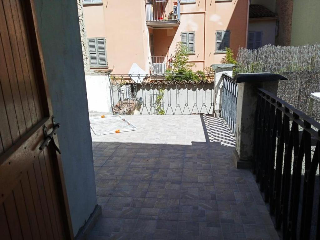 Piccolo Monolocale Con Angolo Cottura Parma Exterior photo